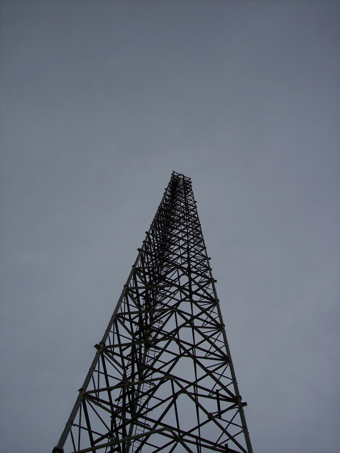 Tower without antennas